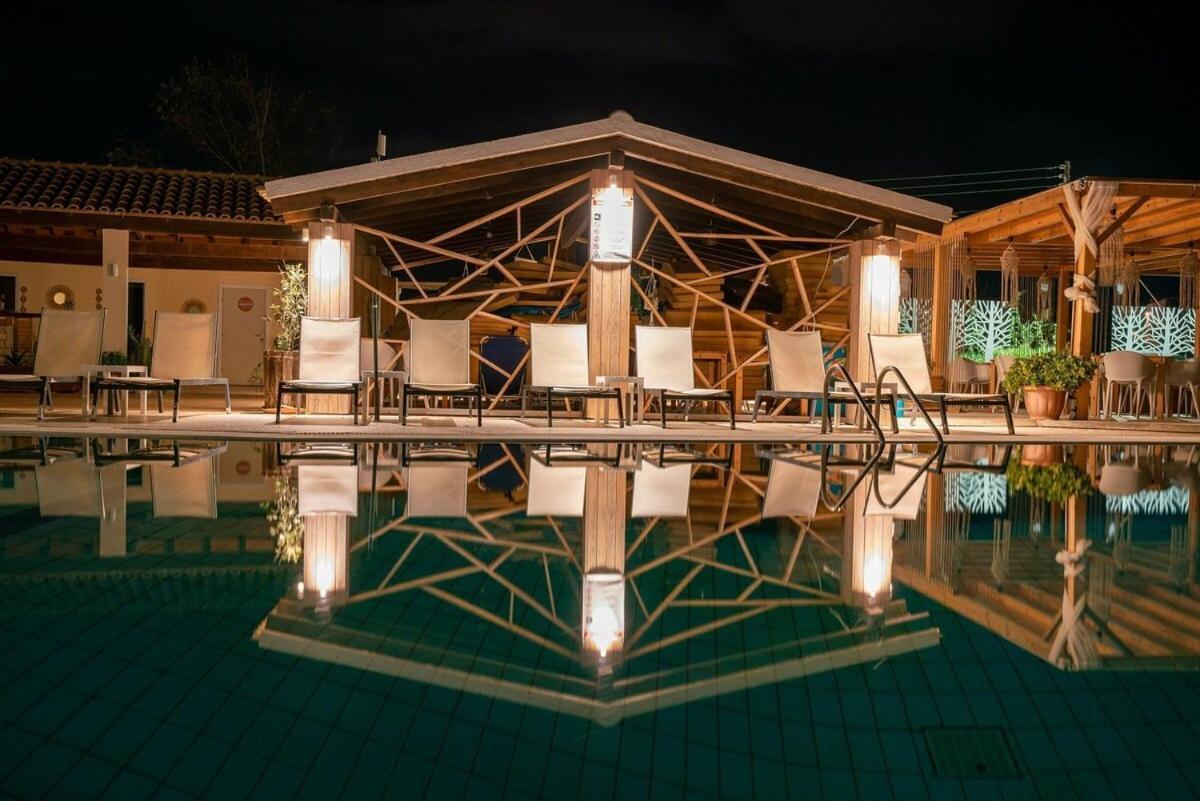 Del Mare Beach Hotel Сидари Екстериор снимка